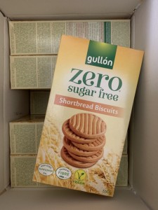 Một thùng 15 gói Bánh quy Gullon không đường Dorada (Dorada zero sugar free Gullon shortbread biscuits)