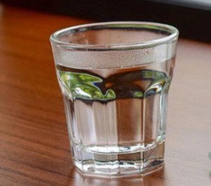 Cách uống nước để giảm axit uric, ngăn ngừa nguy cơ bệnh gout